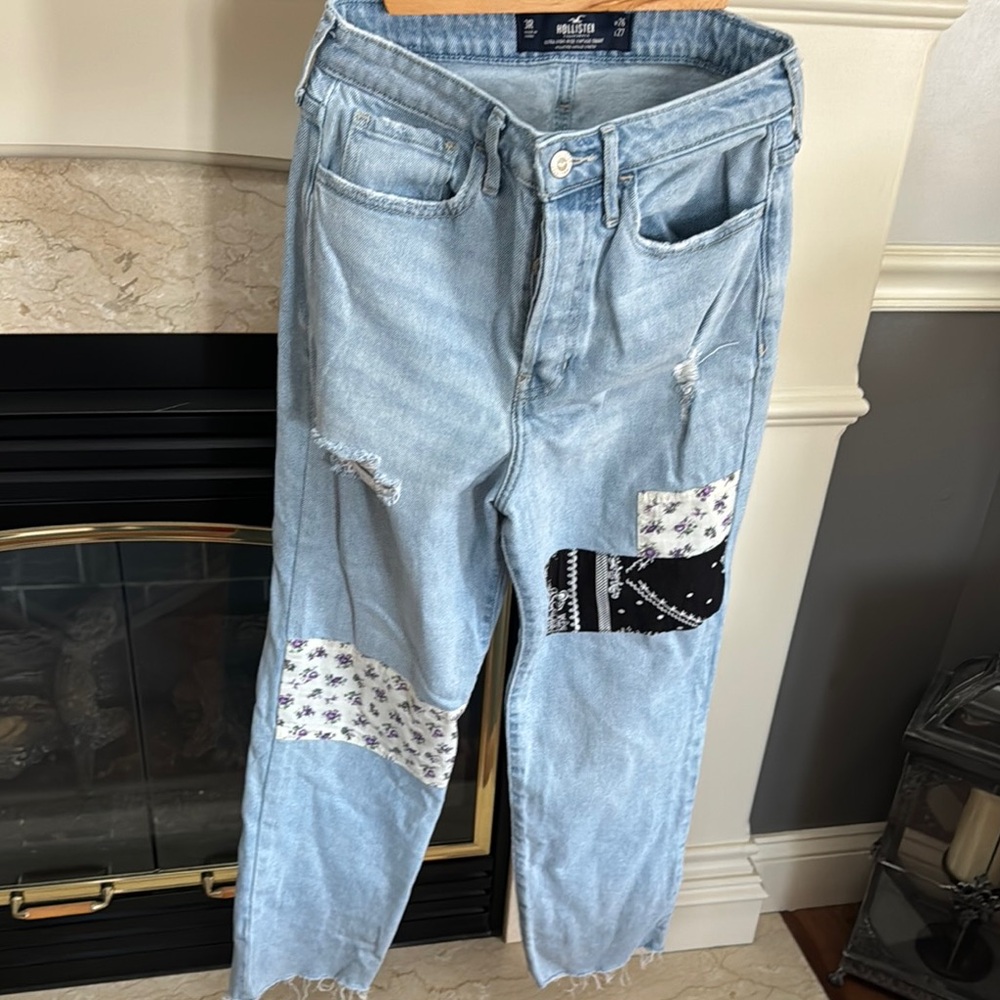 Hollister size 3R ultra high rise vintage straight W26 L27
